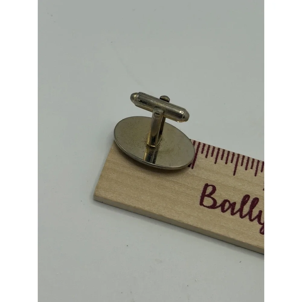Vintage Leaf‎ Design Oval Shaped Gold Tone Cufflinks